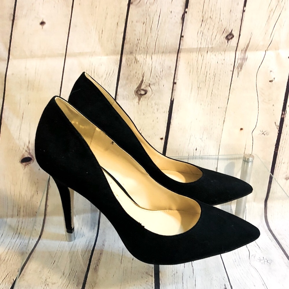 Jessica Simpson black pumps - Back to work perfect!